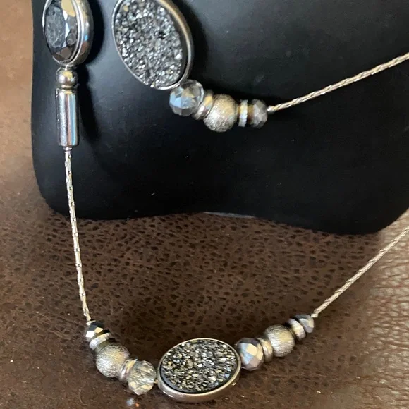 Vintage Lia Sophia abalone shell & baroque pearl necklace, NY floating bead - Picture 5 of 13